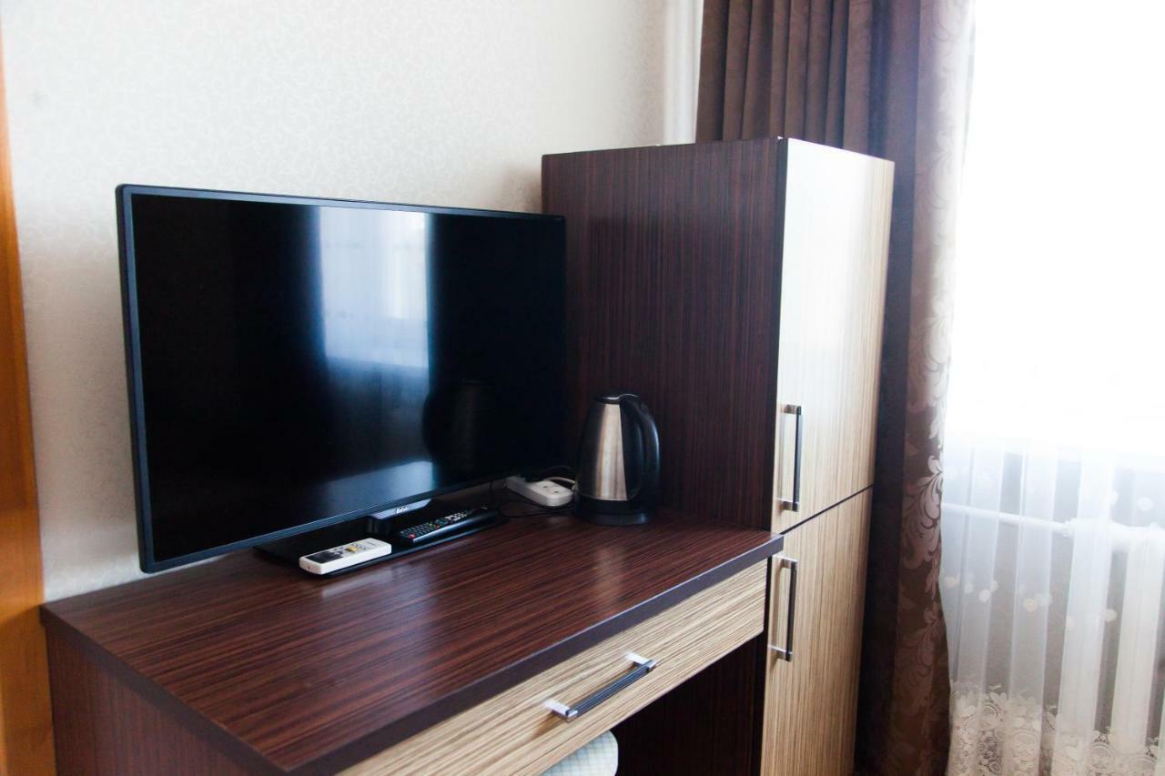 Dvina Hotel Polatsk Exterior photo