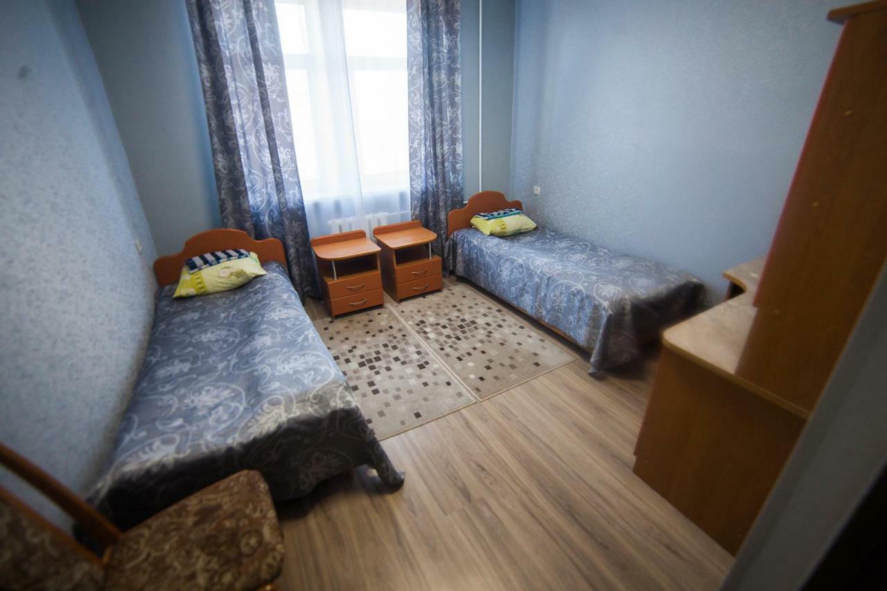 Dvina Hotel Polatsk Exterior photo